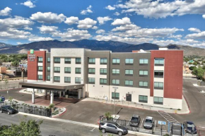 Holiday Inn Express & Suites - Albuquerque East by IHG